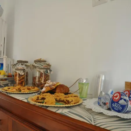 Holiday Bed & Breakfast *
